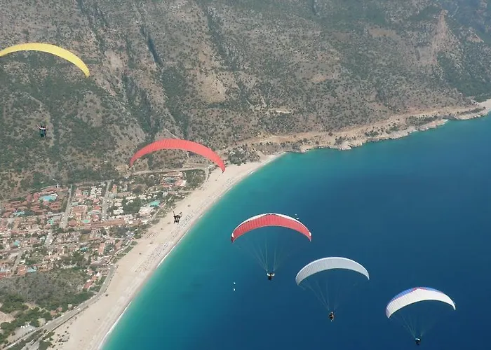 فندق Fethiye Park 3*