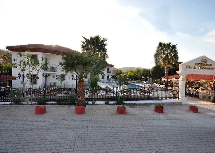 Fethiye Park فندق 3*